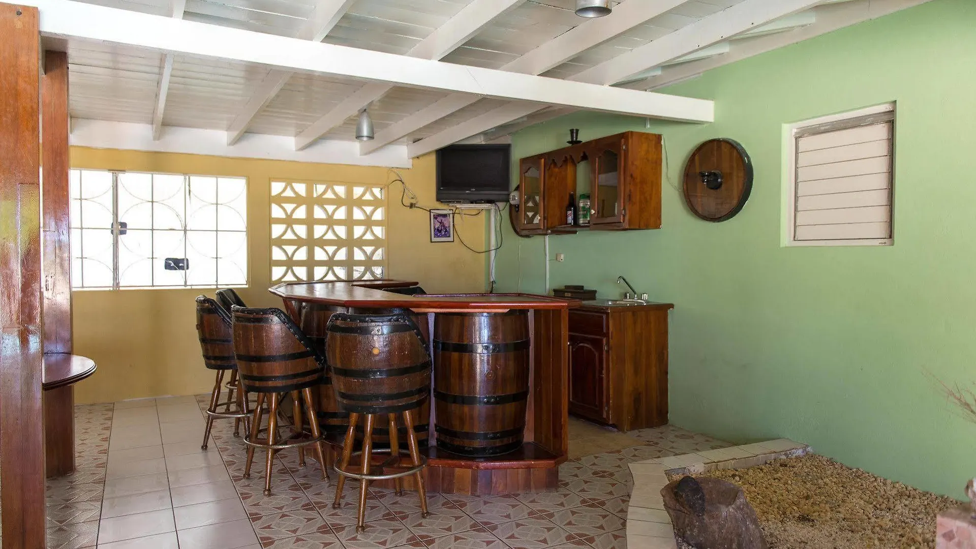 Gemini Villa Montego Bay 3*,